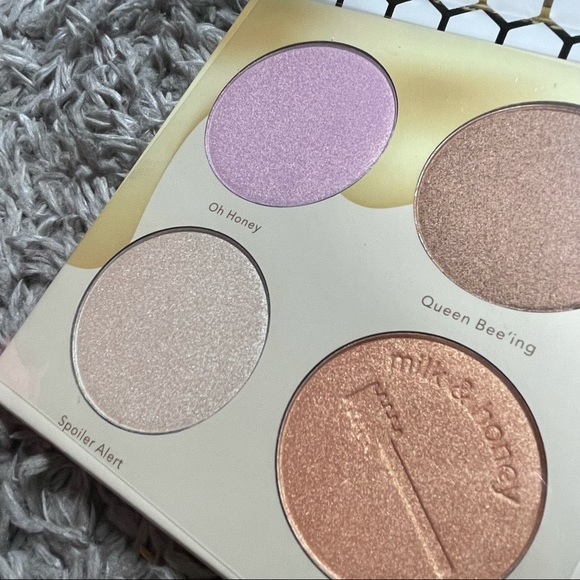 Beauty Bakerie Milk & honey highlighter palette, highly pigmented, 4 colors - Picture 5 of 5